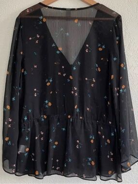 GENTLE FAWN Tie Waist Blouse Size S Like New